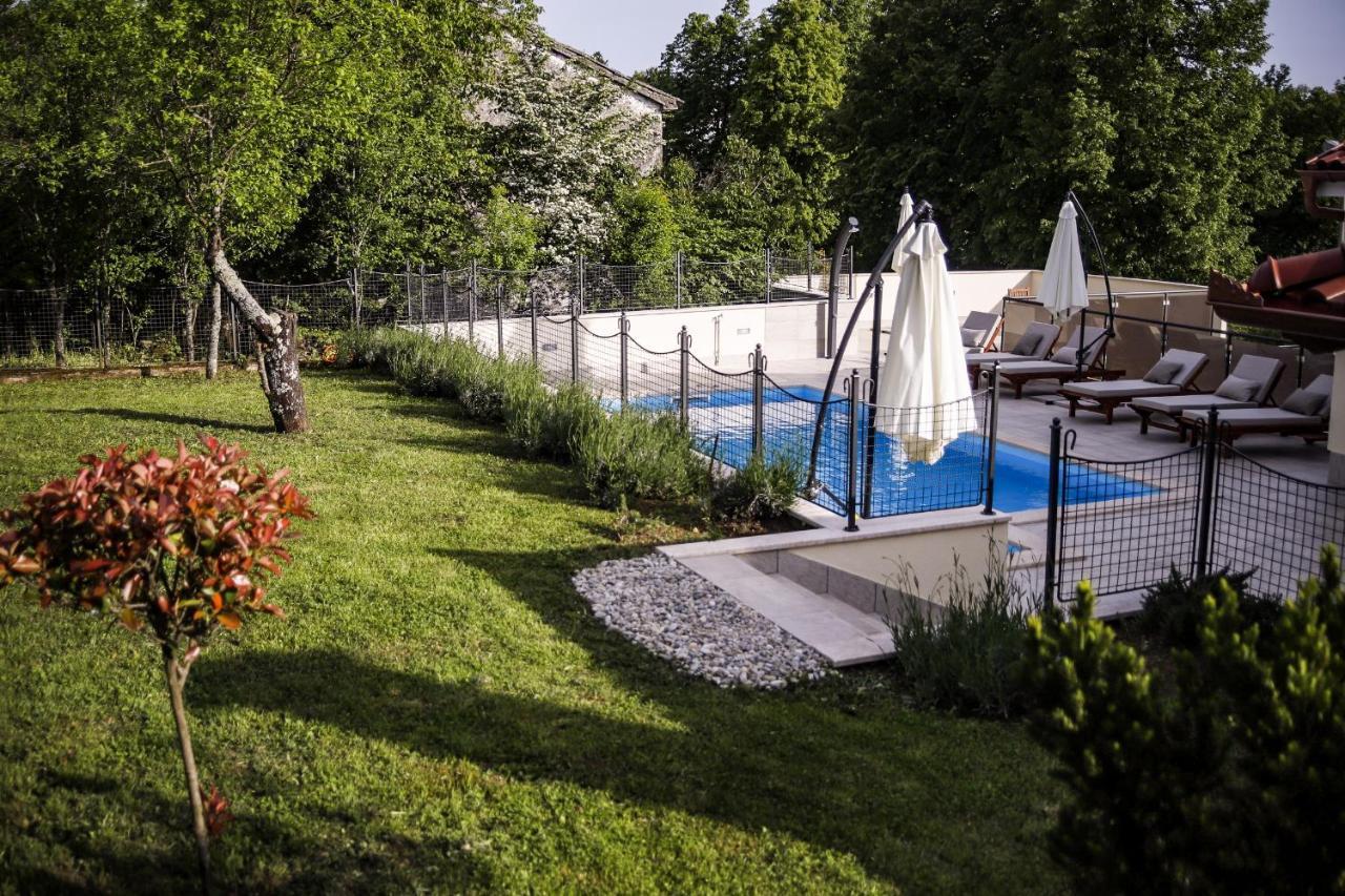 Casa Tilia Villa Sapjane Eksteriør billede